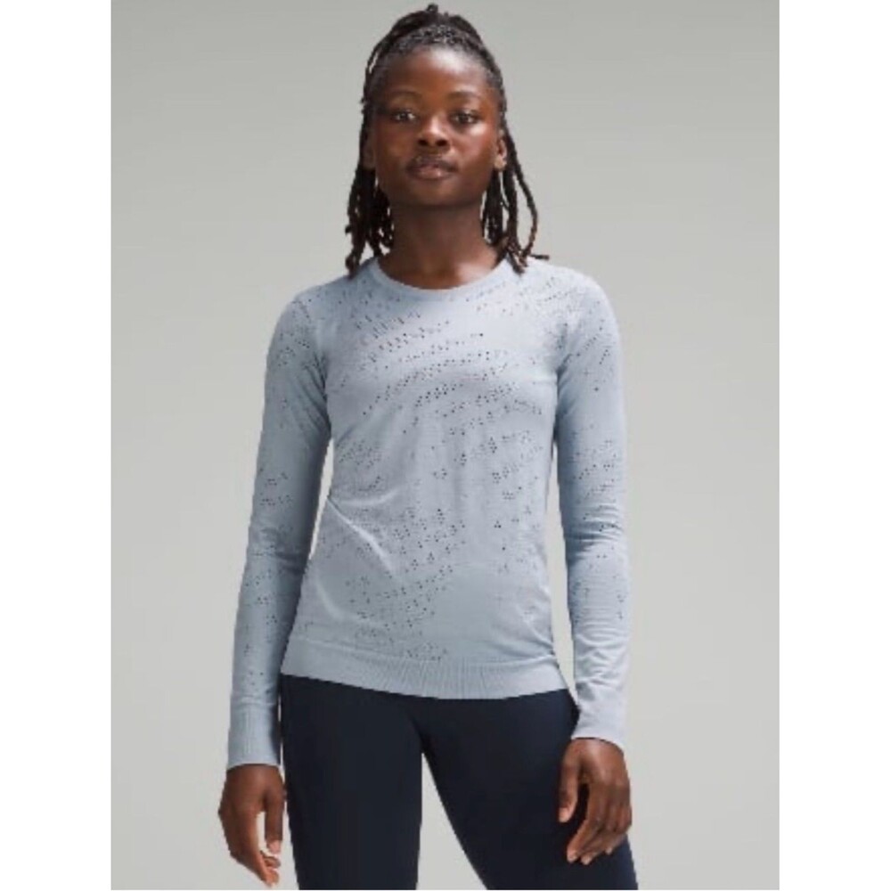 Lululemon Swiftly Relaxed Long Sleeve Silverescent Size 4